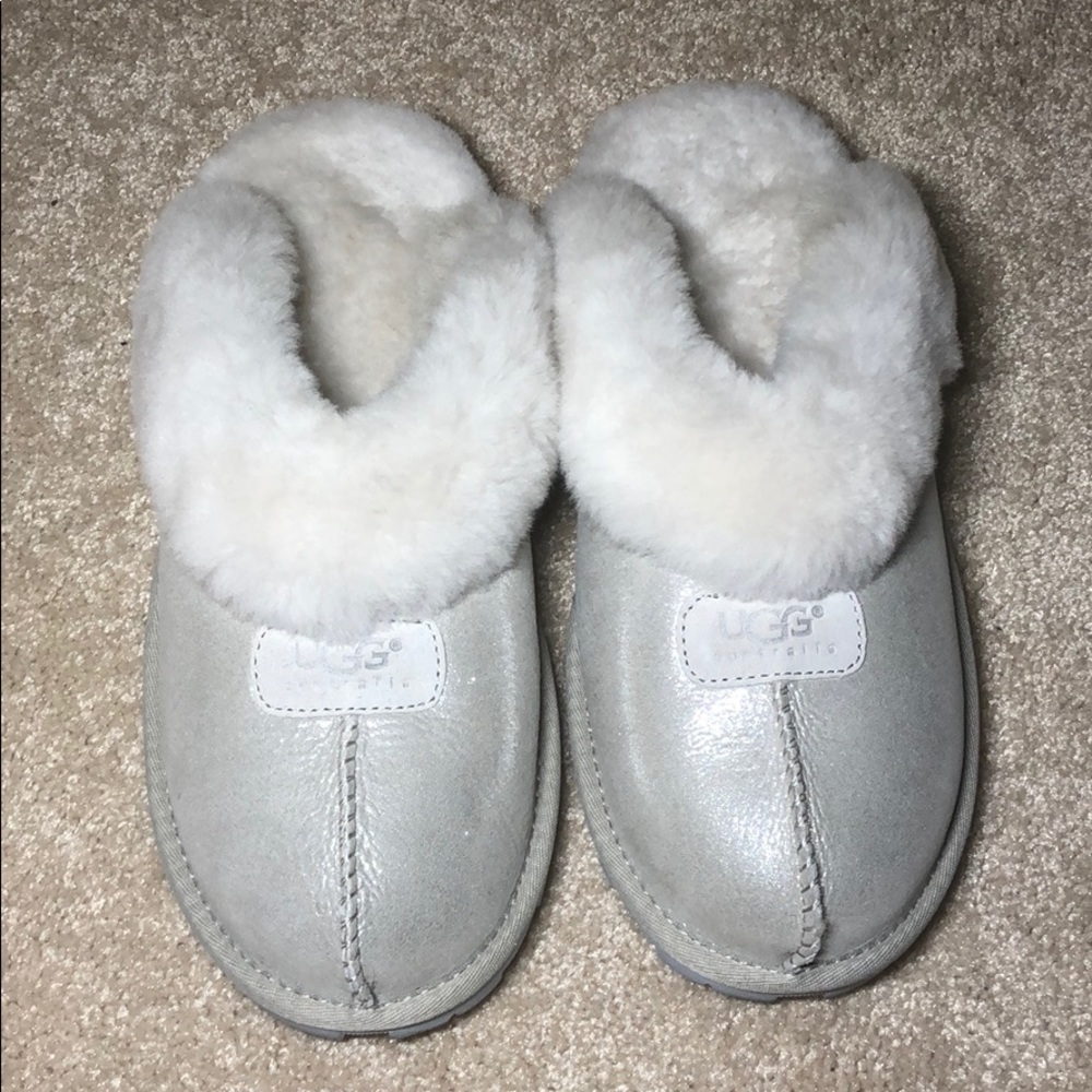 UGG Australia Coquette “I Do” Slipper Slides size9